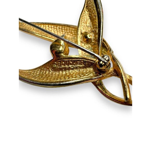 Vintage Signed BOUCHER Brushed Gold Tone & Faux Pearl Overlapping Leaf Brooch - Picture 10 of 11